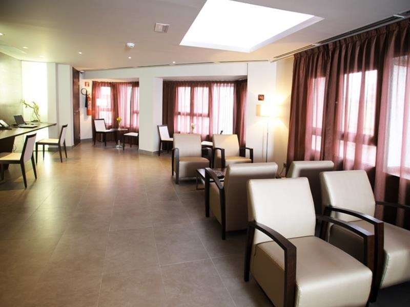 הוספיטלט דה יוברגאט Hotel Madanis Liceo מראה פנימי תמונה