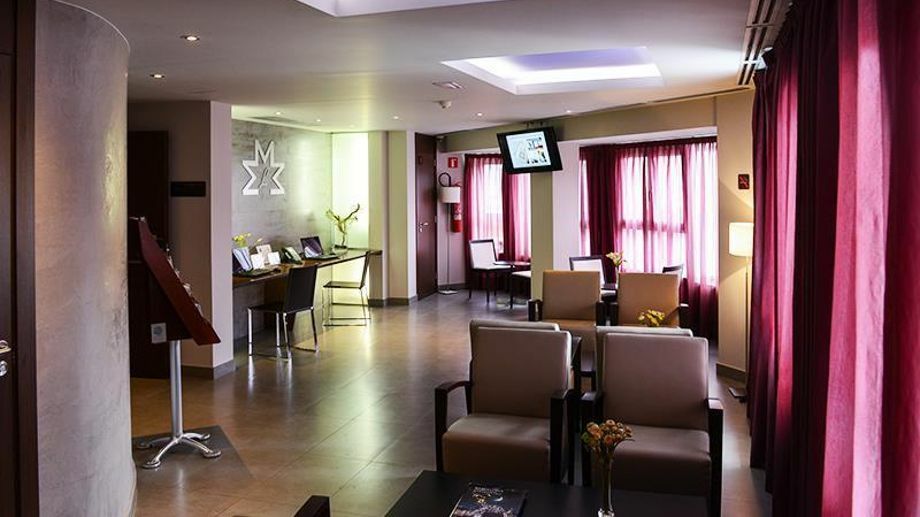 הוספיטלט דה יוברגאט Hotel Madanis Liceo מראה חיצוני תמונה